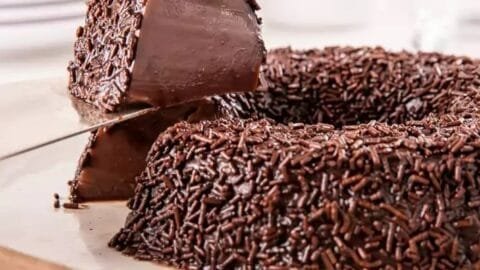 Brigadeirão Simples: Receita Fácil e Deliciosa