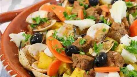 Carne de Porco à Alentejana