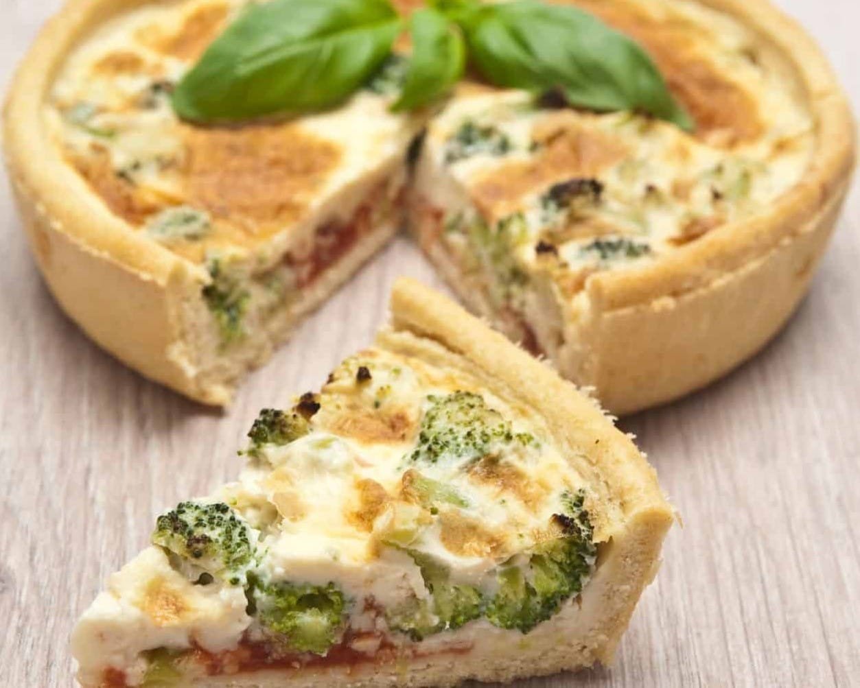 Receita de Quiche Lorraine Cremosa com Queijo e Bacon