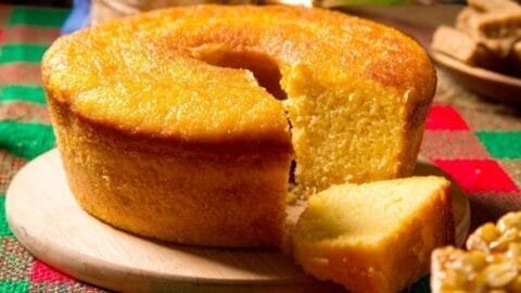 bolo de fubá fofinho da vovó