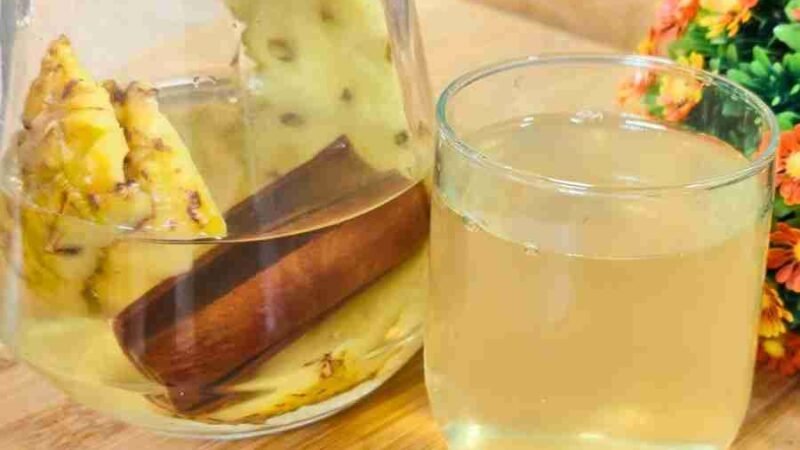 Receita de Chá de Casca de Abacaxi com Canela e Cravo: Sabor e Benefícios em Cada Gole! 4.8 (28)