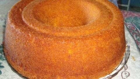Receita de Bolo de Cenoura Simples de Liquidificador