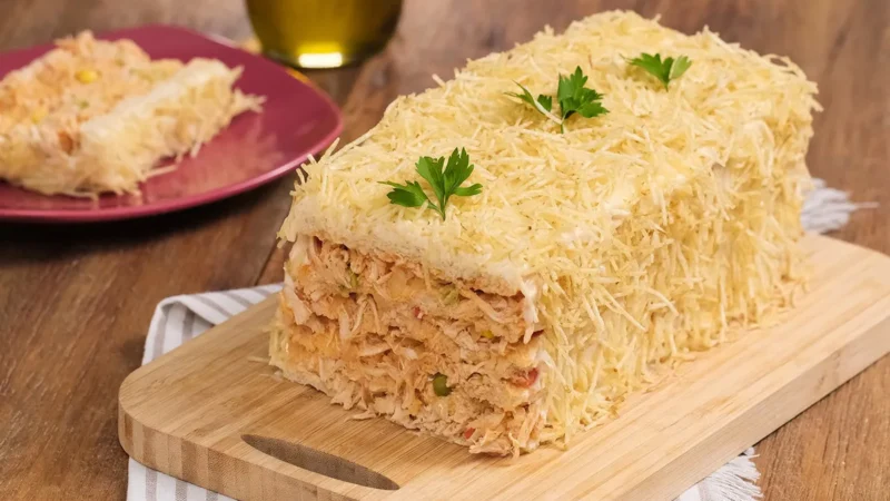 Receita de Torta Fria de Frango com Pão de Forma