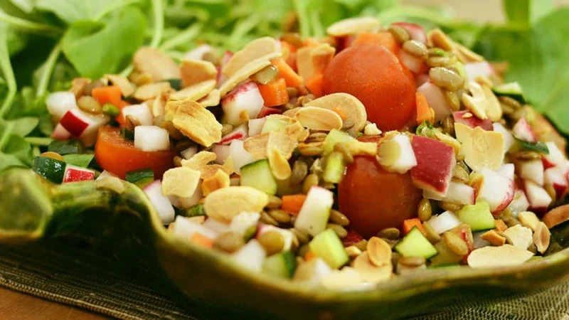 Transforme Seu Dia com a Deliciosa Salada de Lentilha Mediterrânea! 4.8 (86)