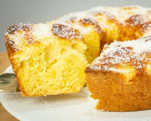 Bolo de Iogurte Fofo e Húmido
