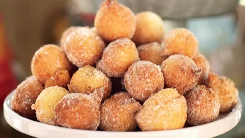 Receita de Bolinho de Chuva Tradicional Simples