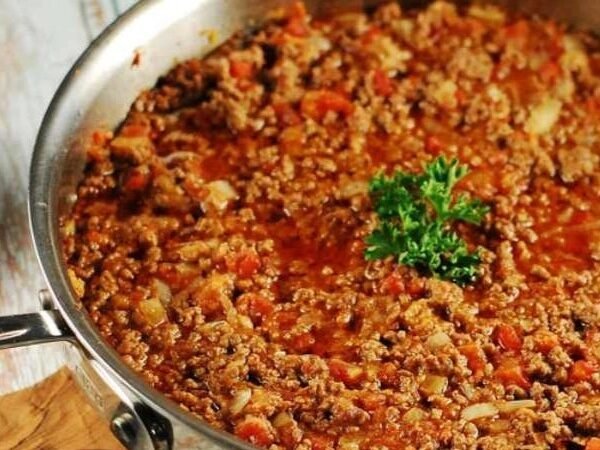 Receita de Carne Moída com Molho Perfeita para o Dia a Dia 4.7 (93)