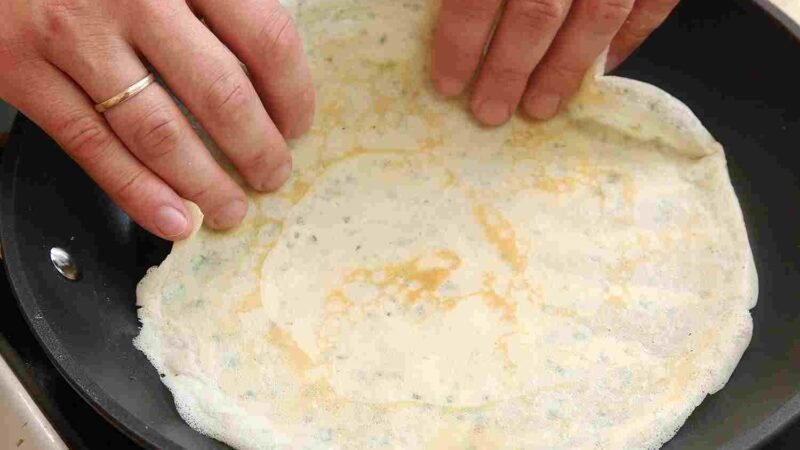 Receita de Massa de Crepe Simples – Fácil de preparar 4.7 (29)