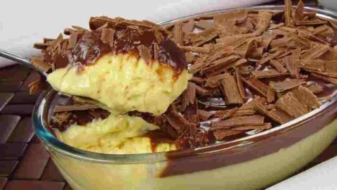 mousse de maracujá com ganache de chocolate