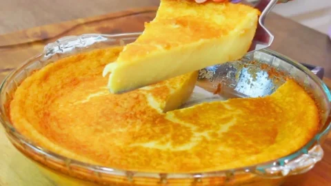 queijada de laranja na travessa