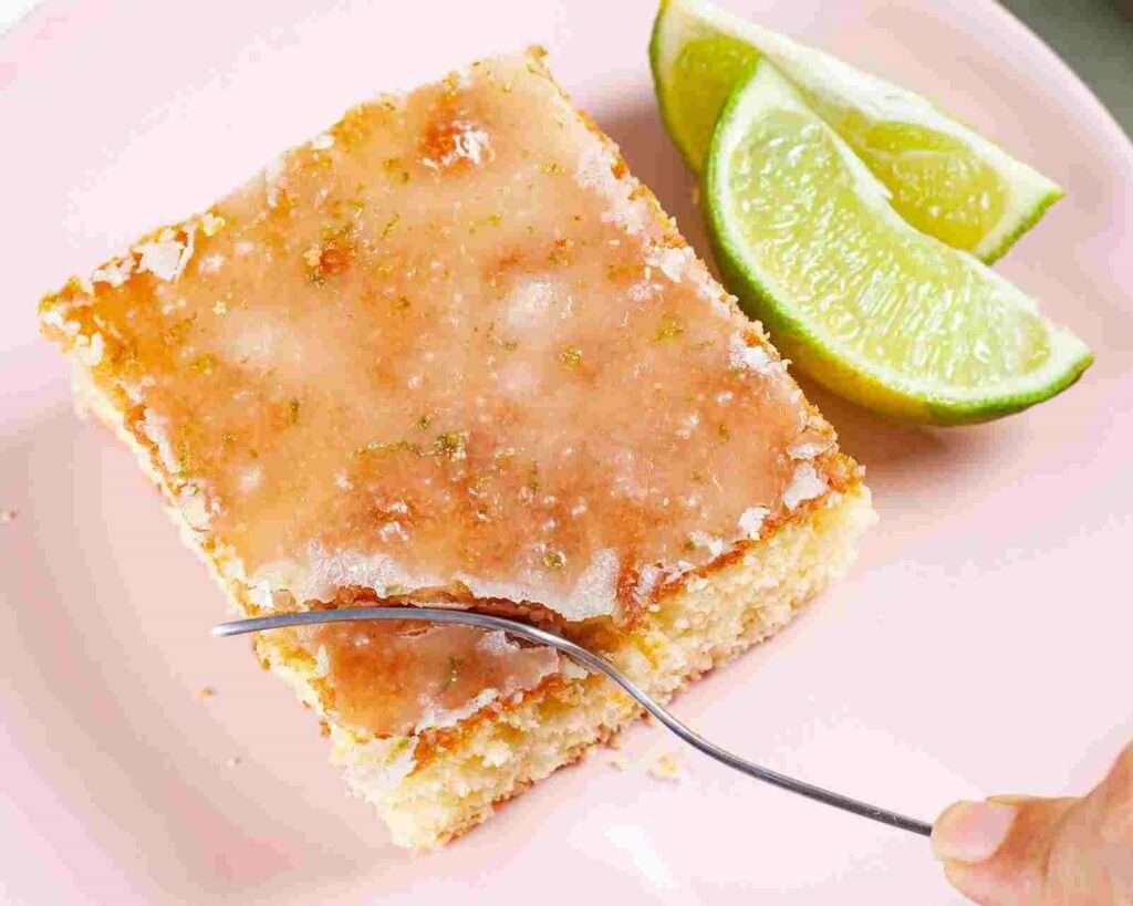 Receita de Bolo de Limão Fofinho: Delicioso e Refrescante