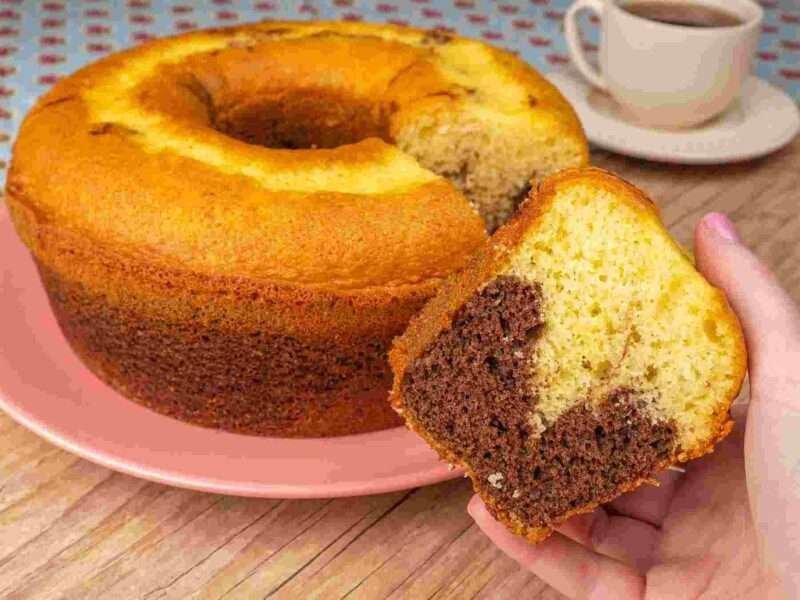 Bolo Mesclado Fofinho de Liquidificador: Simples, Saboroso e Irresistível em Minutos! 5 (4)