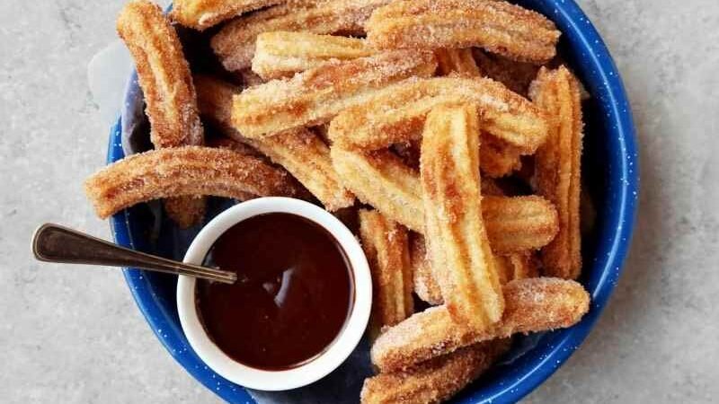 Churros Simples na Airfryer (Sequinho Sem Fritura) 4.7 (19)