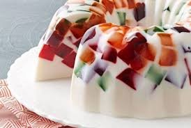 Gelatina Colorida em Cubos