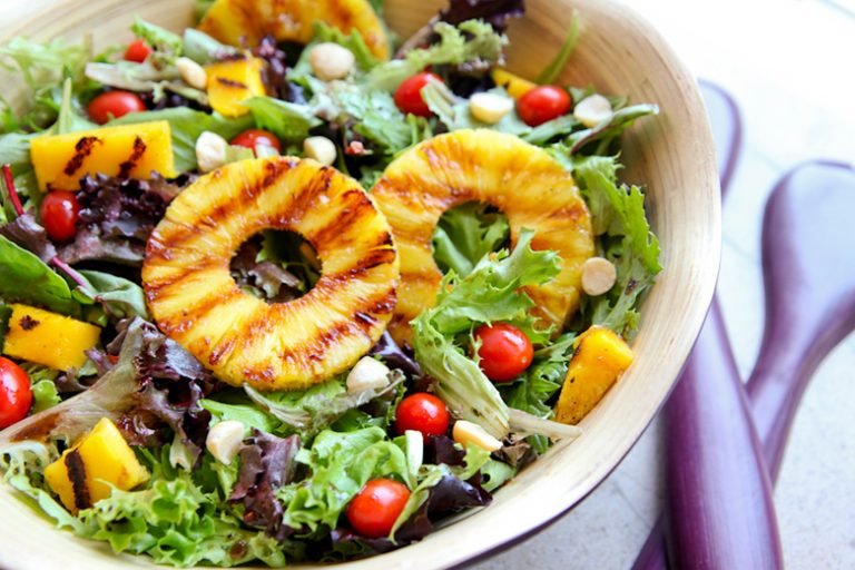 Salada Verde Tropical para Churrasco