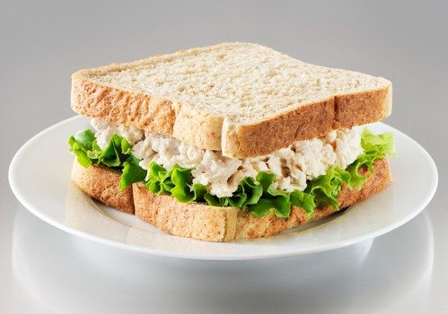 Sanduíche Natural de Atum com Salpicão Light