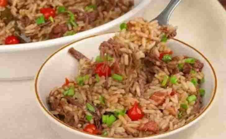 Arroz de Fraldinha na Panela de Pressão Receita Fácil 4.8 (50)