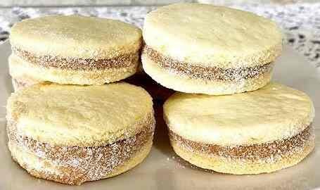 biscoito caseiro recheado com doce de leite