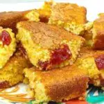 🍰 Bolo de Flocão de Milho com Goiabada: Um Sabor Que Vai Te Transportar Para a Infância!
