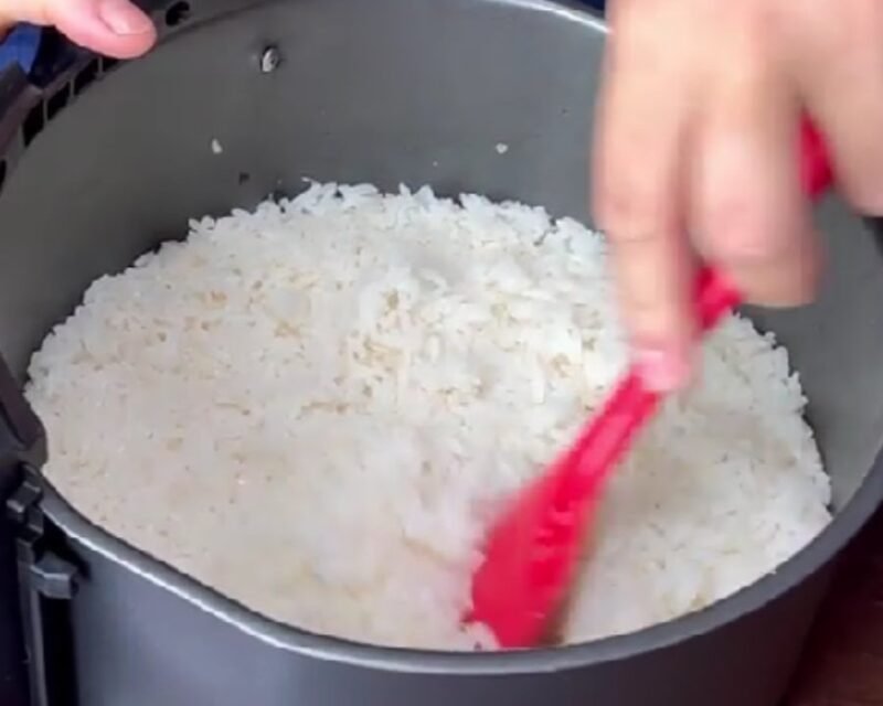 Como Fazer Arroz na Air Fryer: A Receita Rápida e Sem Mistério! 4.8 (32)