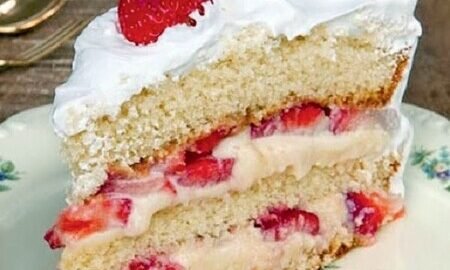 receita de bolo de morango com leite ninho