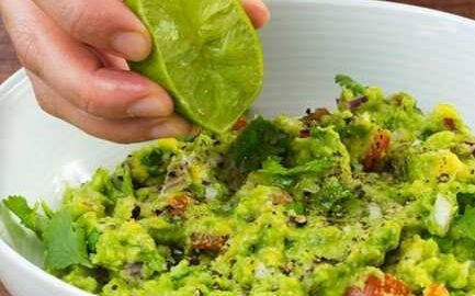 receita de guacamole simples e facil
