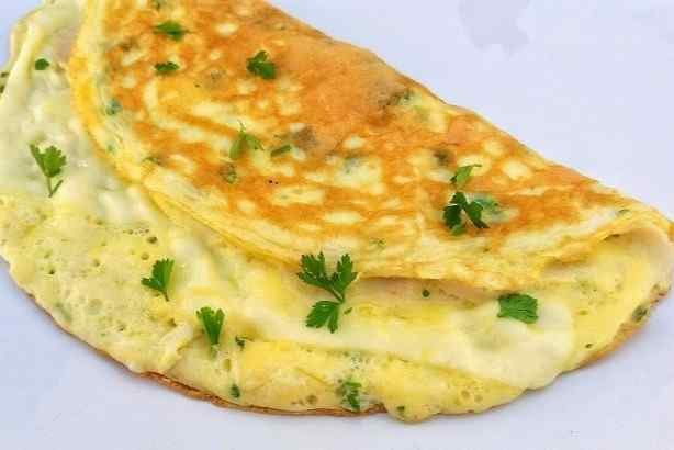 Omelete Simples com Queijo