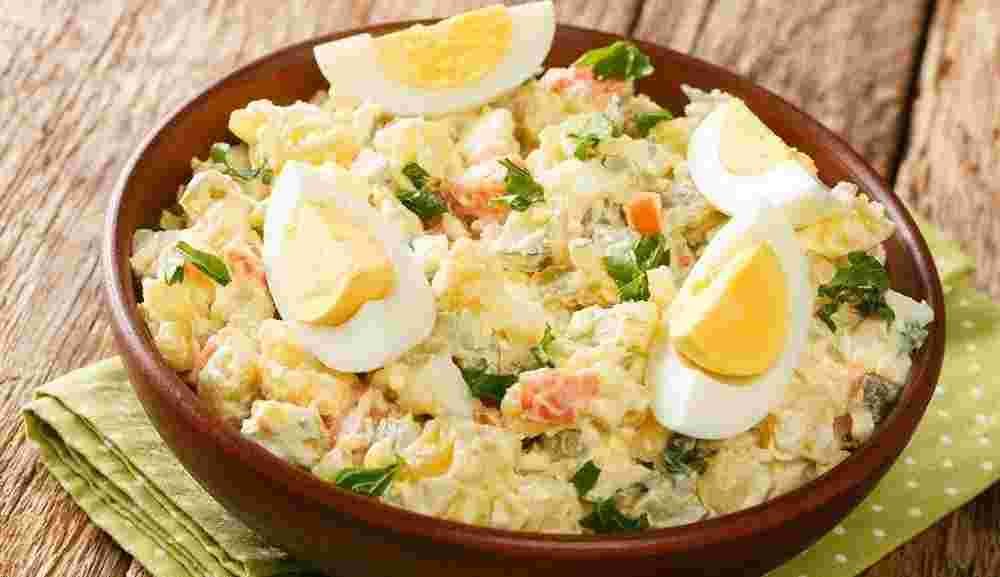 Salada de Maionese Simples com Batata e Cenoura