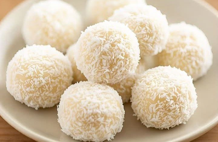 Brigadeiro Branco com Coco