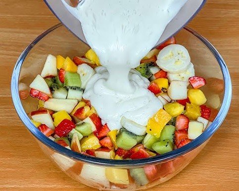 Salada de Fruta Bem Cremosa
