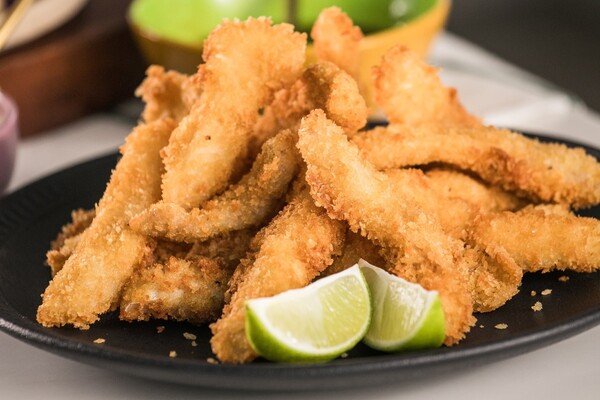 Isca de Tilápia Empanada com Farinha Panko