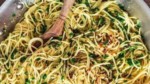 macarrão alho e óleo simples