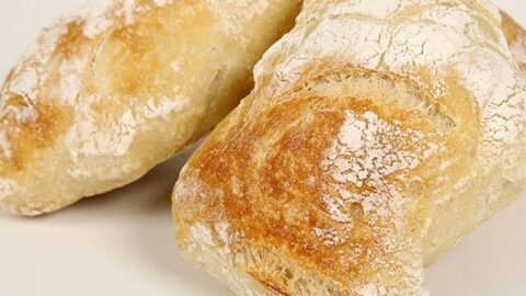 Pão Caseiro Simples e Rápido com Água Fresquinho!