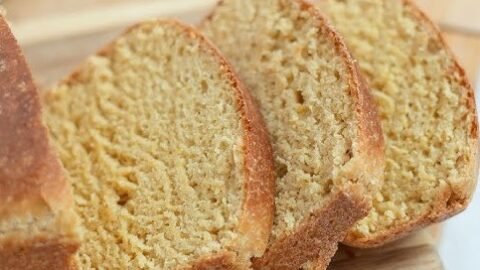 pao de manteiga de amendoin