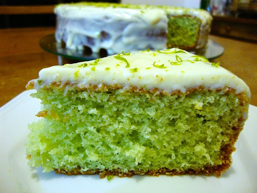 Bolo de Limão com Gelatina Especial para Seu Café da Tarde