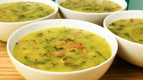 caldo verde com macaxeira