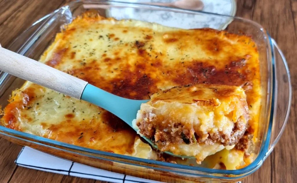 Receita de Escondidinho de Carne Moída com Batata Fácil