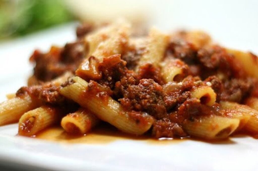 Receita de Macarrão de Panela de Pressão com Carne Moída