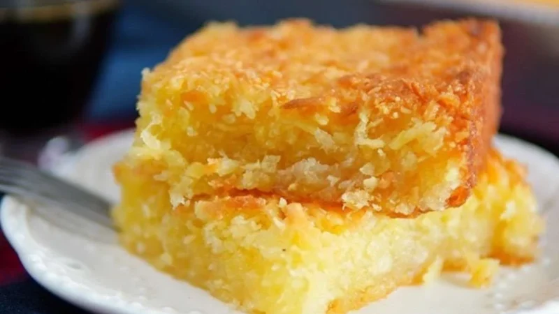 Receita de Bolo de Macaxeira Fácil Molhadinho (Sem Mistério) 4.9 (53)