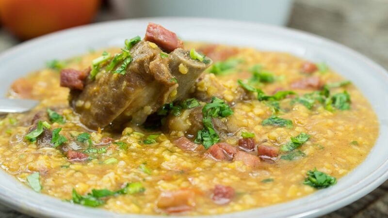 Canjiquinha com Costelinha: Receita Tradicional Comida Mineira 4.9 (25)