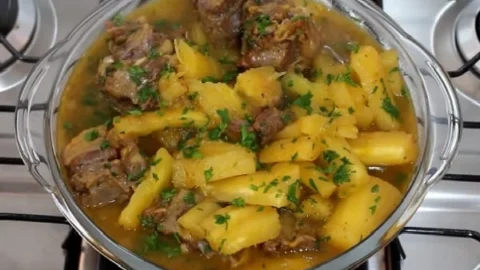 receita de rabada com mandioca