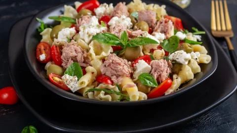 receita de salada de macarrão com atum