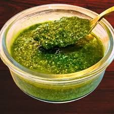 Molho Pesto Tradicional com manjericão, pinoli e parmesão