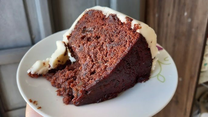Bolo de Noiva com Ameixa e Vinho