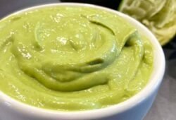 como fazer maionese de abacate fit