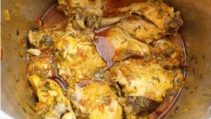 Frango Cozido na Panela de Pressão — Tempo Ideal e Dicas