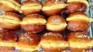 Bola de Berlim Recheada Sobremesa deliciosa