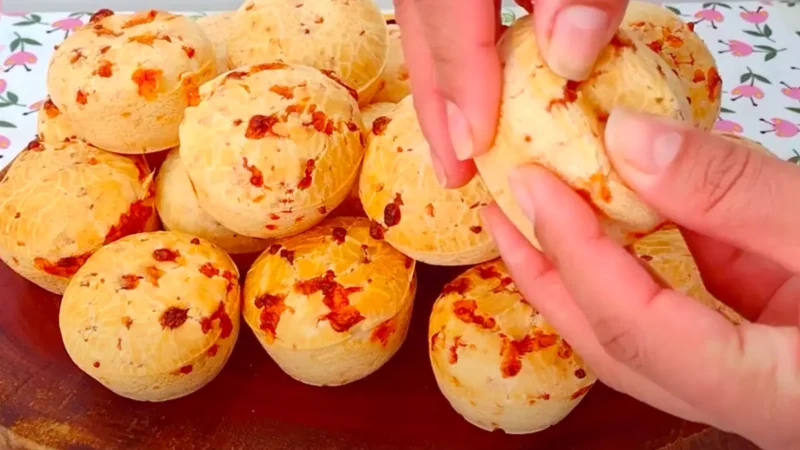 Receita de Pão de Queijo Rápido de Liquidificador – Pronto em 10 Minutos 4.8 (16)