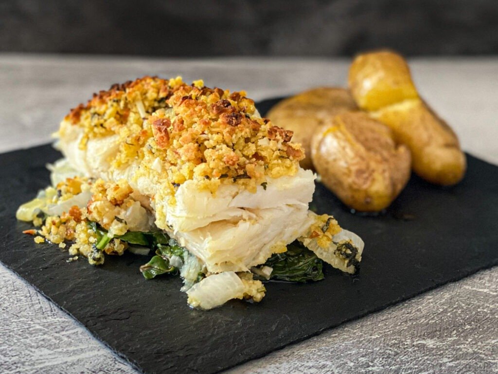 Bacalhau com Broa e Espinafres Receita Tradicional Portuguesa