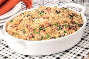 Farofa Natalina Receita Simples com Manteiga e Bacon